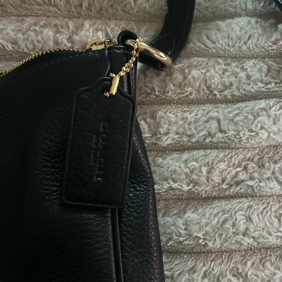 Coach Ellie File Bag in Black Pebbled Leather - Picture 4 of 13